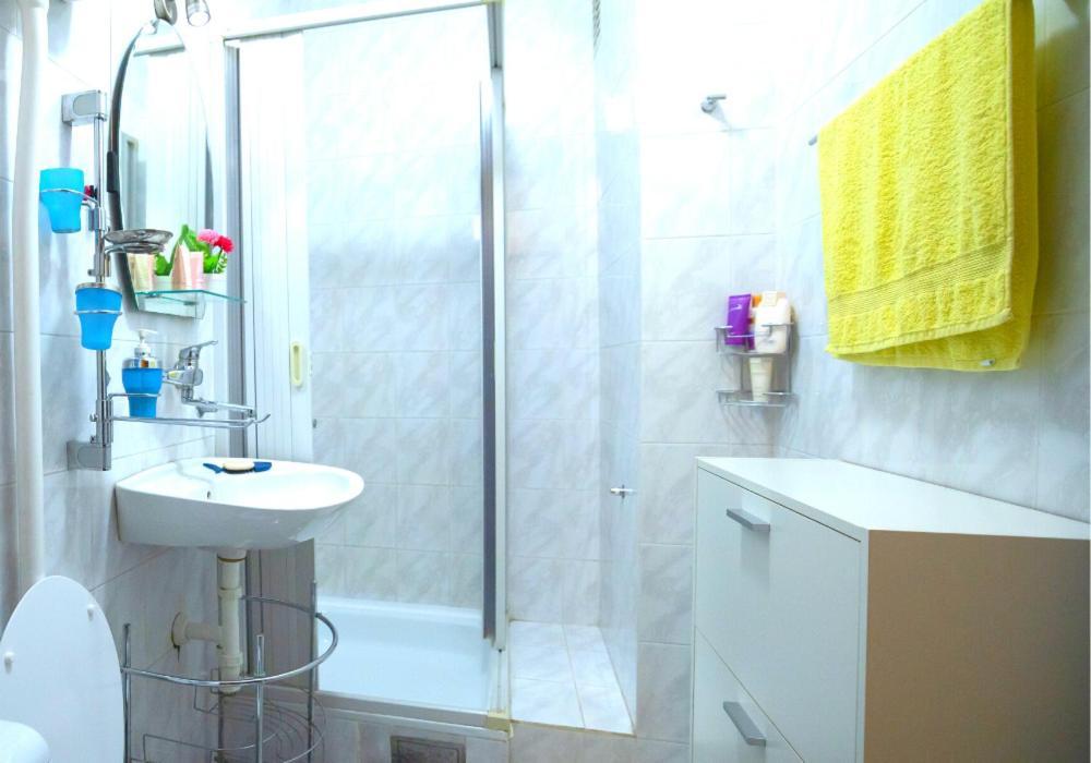 Cushy Apartment Close To City Centre ポドゴリツァ エクステリア 写真