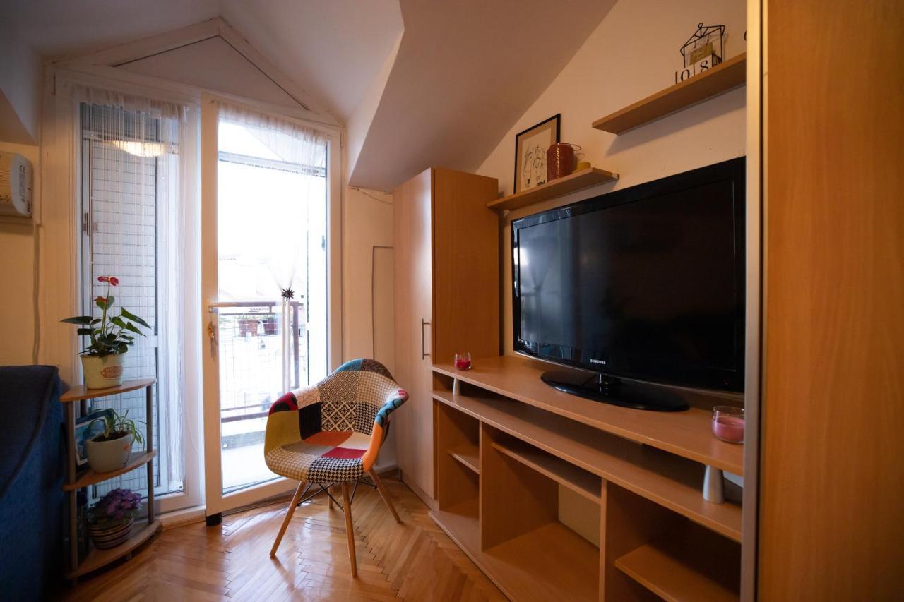 Cushy Apartment Close To City Centre ポドゴリツァ エクステリア 写真